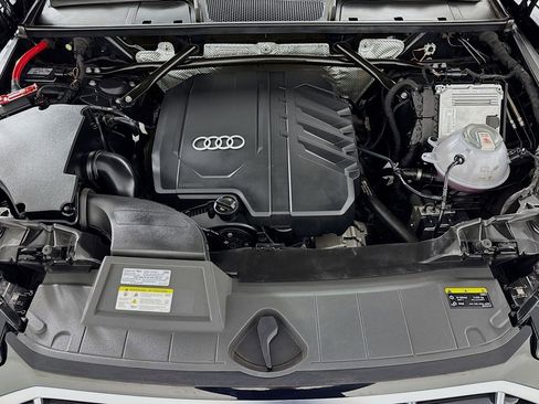 Used 2023 Audi Q5 2.0T Premium image 10