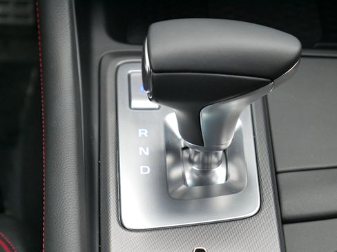 Used 2024 Genesis G70 2.5T w/ Sport Prestige Package image 23