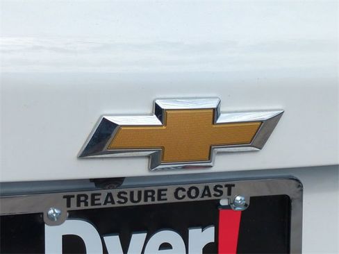 Certified 2025 Chevrolet Equinox LT image 13