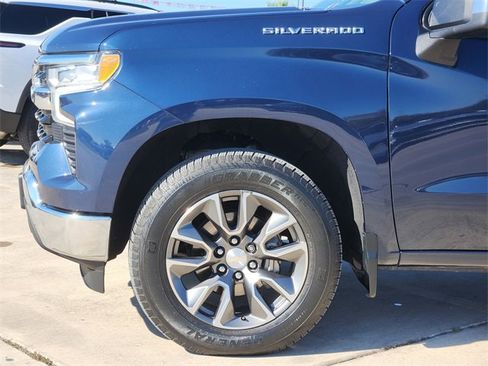 Certified 2022 Chevrolet Silverado 1500 LT image 9