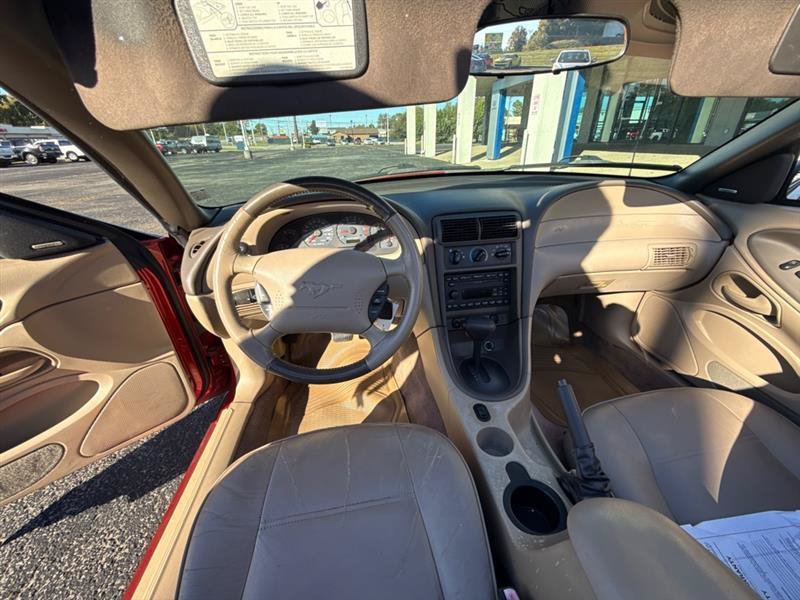 Used 2003 Ford Mustang Convertible RWD image 11