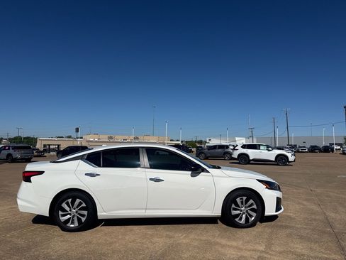 Certified 2025 Nissan Altima 2.5 S image 26