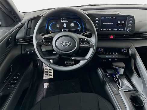Certified 2025 Hyundai Elantra Sport w/ Cargo Package FWD image 12