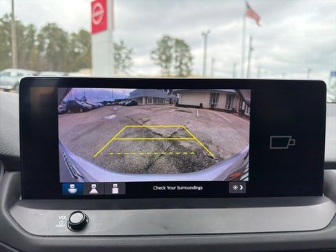 Used 2023 Honda Accord Sport image 29