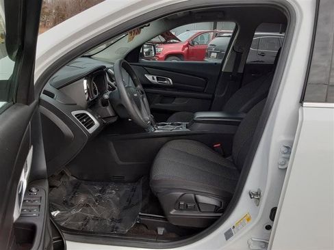 Used 2017 GMC Terrain SLE image 37