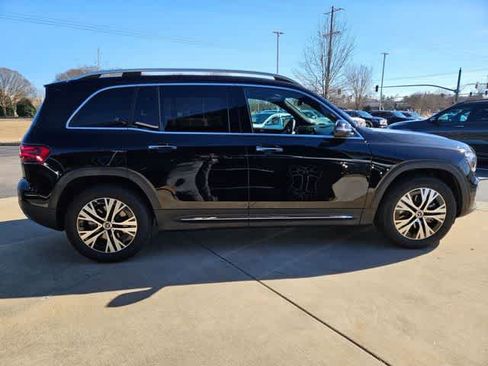 Used 2026 Mercedes-Benz GLB 250 image 9