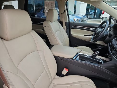Used 2020 Buick Enclave Essence w/ Sound and Sites Package FWD image 37