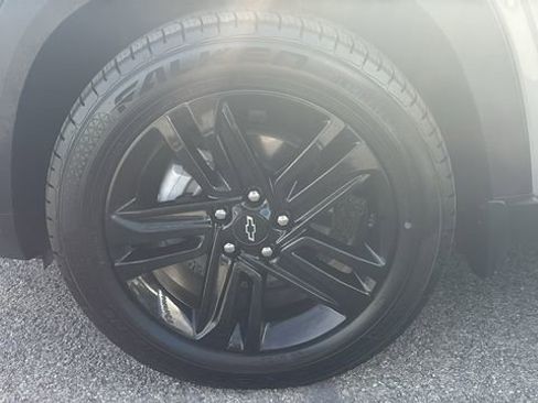 Used 2024 Chevrolet Trax ACTIV w/ Sunroof Package FWD image 10