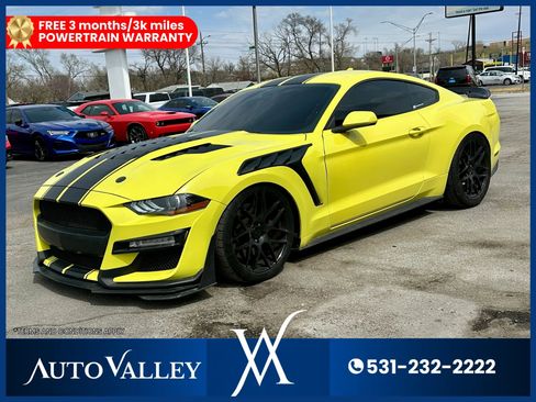 Used 2021 Ford Mustang GT w/ GT Performance Package RWD image 3