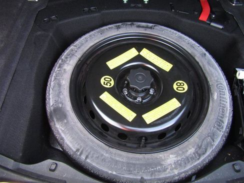 Used 2014 Audi A8 3.0T w/ Premium Package image 50