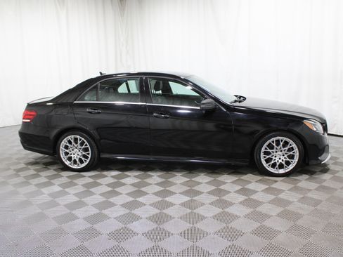 Used 2015 Mercedes-Benz E 350 4MATIC Sedan image 28