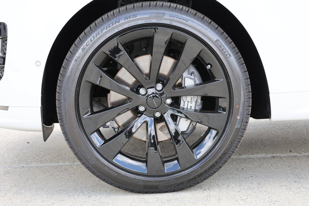 New 2026 Land Rover Range Rover Sport Dynamic SE AWD/4WD image 7