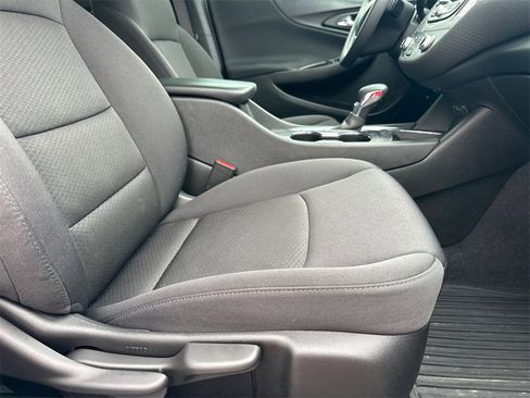 Used 2023 Chevrolet Malibu LT image 14