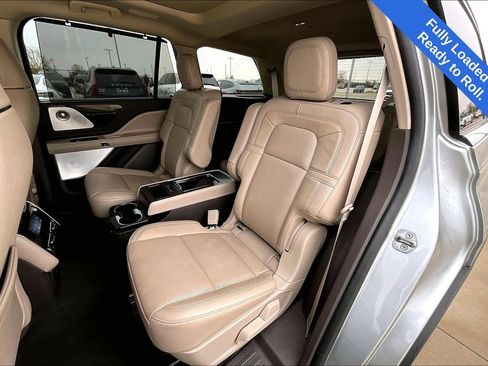 Used 2022 Lincoln Aviator Reserve w/ Equipment Group 201A image 34
