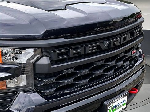 Used 2024 Chevrolet Silverado 1500 Custom Trail Boss AWD/4WD image 34