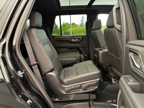 Used 2023 Chevrolet Tahoe Z71 w/ Z71 Off-Road Package AWD/4WD image 35