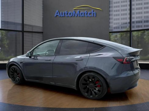 Used 2023 Tesla Model Y Performance AWD/4WD image 7