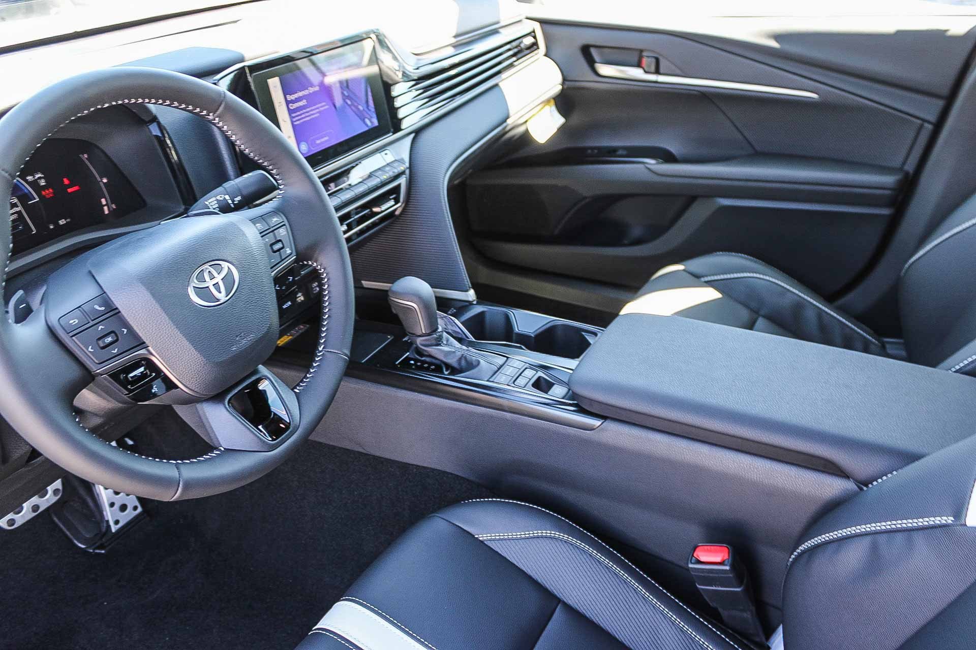 New 2026 Toyota Camry SE FWD image 20