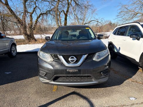 Used 2016 Nissan Rogue S image 5