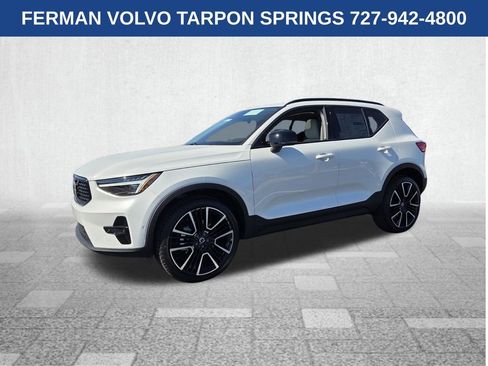 New 2026 Volvo XC40 B5 Ultra w/ Protection Package Premier image 4