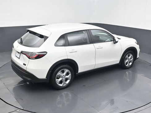 Certified 2025 Honda HR-V LX image 21