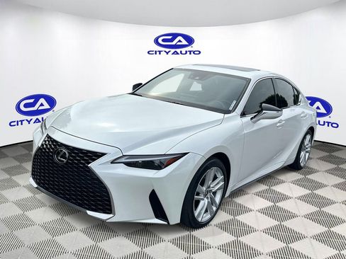 Used 2023 Lexus IS 300 AWD w/ Comfort Package image 9
