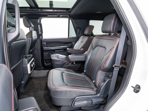 Used 2022 Ford Expedition Limited w/ Equipment Group 303A AWD/4WD image 36