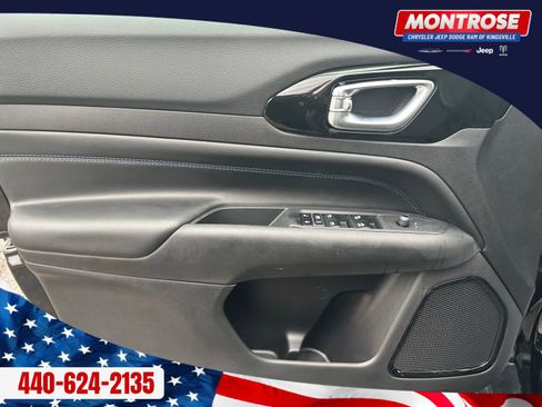 New 2026 Jeep Compass Latitude image 9