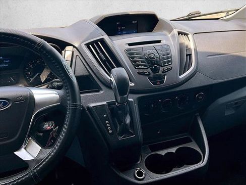 Used 2019 Ford Transit 350 XLT RWD image 7