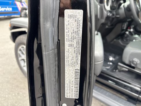 Certified 2024 Jeep Wrangler Sport S image 24