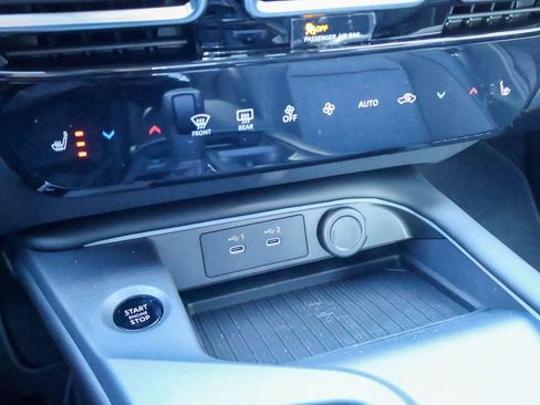 New 2026 Nissan Sentra SR image 13