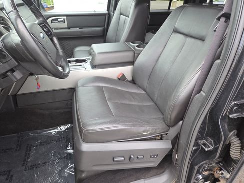 Used 2014 Ford Expedition EL Limited AWD/4WD image 23