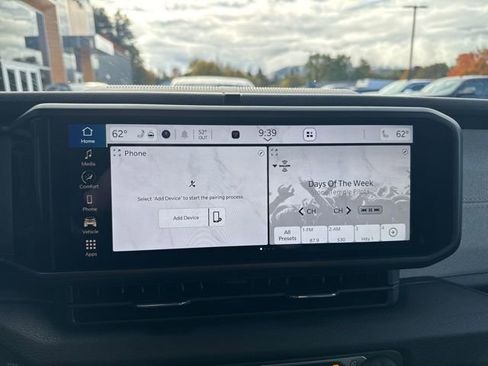 Used 2024 Jeep Wrangler Unlimited w/ Convenience Group image 18