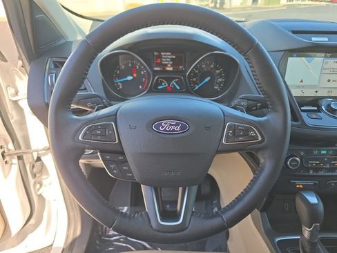 Used 2017 Ford Escape Titanium image 18