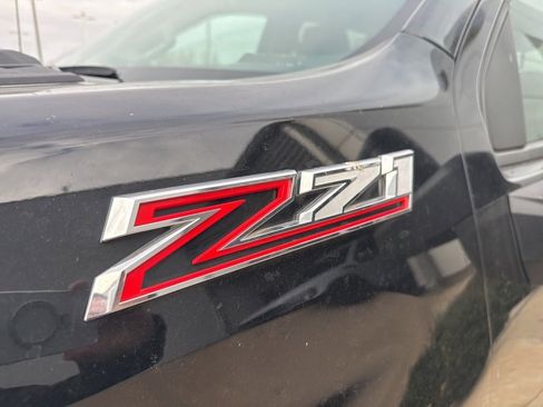 Used 2022 Chevrolet Silverado 2500 LT w/ Convenience Package image 4