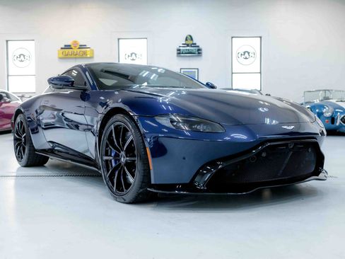Used 2020 Aston Martin V8 Vantage Coupe image 5