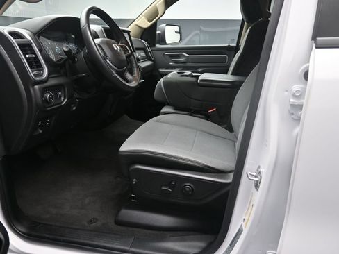 Used 2020 RAM 1500 Big Horn RWD image 17