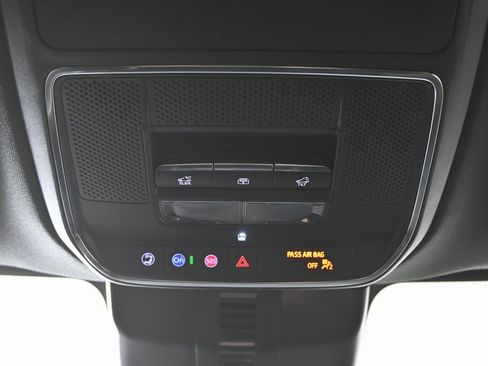 New 2026 Chevrolet Traverse High Country image 33