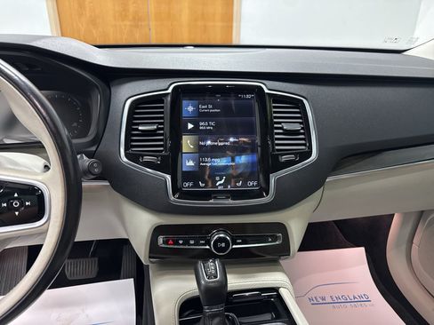 Used 2017 Volvo XC90 T6 Momentum w/ Vision Package AWD/4WD image 8