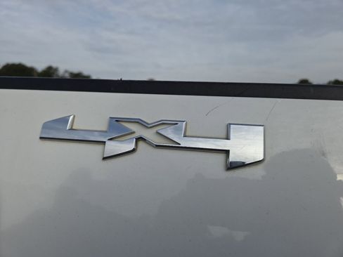 Used 2022 GMC Sierra 2500 Pro w/ Gooseneck/5TH Wheel Package image 13