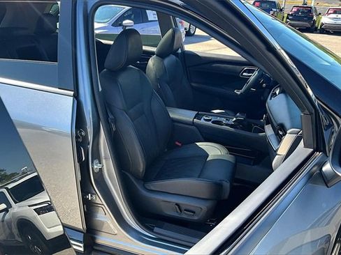 Certified 2024 Nissan Rogue Platinum image 28