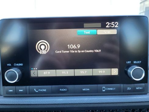 Used 2024 Honda CR-V EX image 13