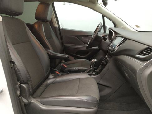 Used 2019 Buick Encore Preferred image 21