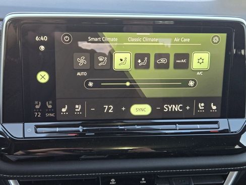 New 2026 Volkswagen Atlas Cross Sport SEL Premium R-Line image 16