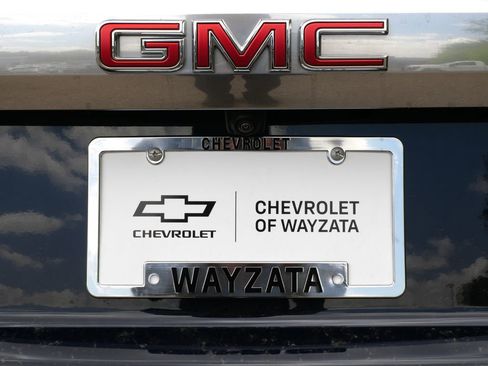 Used 2023 GMC Yukon XL Denali AWD/4WD image 8