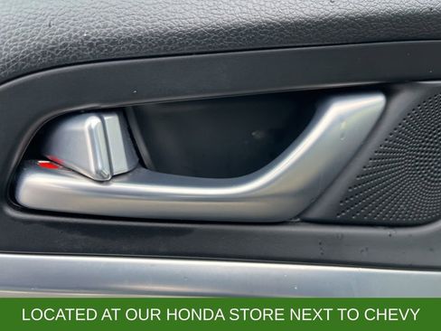 Used 2024 Genesis G70 2.5T image 11