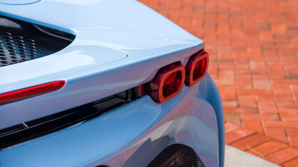 Used 2025 Ferrari SF90 Spider AWD/4WD image 36