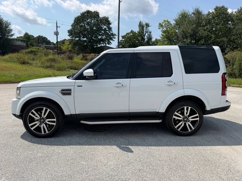 Used 2015 Land Rover LR4 HSE LUX AWD/4WD image 2
