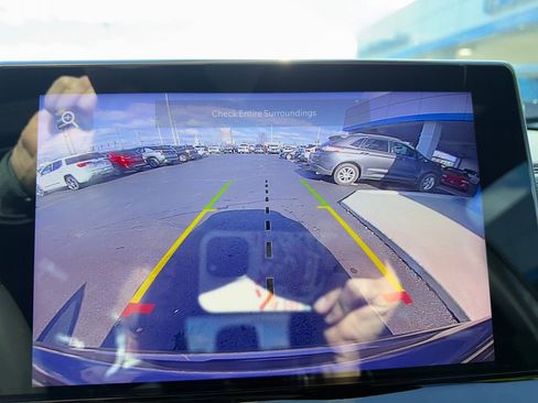 Used 2023 Jeep Compass Latitude image 23