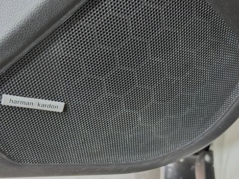 Used 2017 Subaru Outback 2.5i Limited image 22